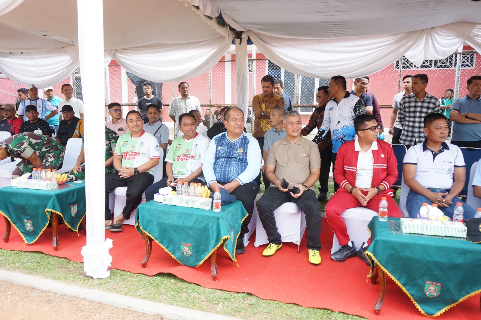 You are currently viewing Saat Dua Bupati Turun ke Lapangan, Sepak Bola Jadi Jembatan Asahan–Sergai