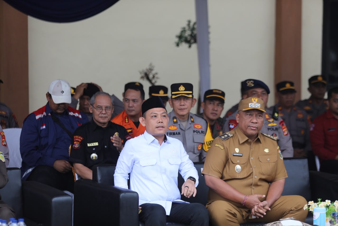 You are currently viewing Pelaksana Tugas (Plt) Bupati Kabupaten Lampung Tengah, I Komang Koheri, menghadiri Apel Gelar Pasukan Operasi Patuh Krakatau Tahun 2026